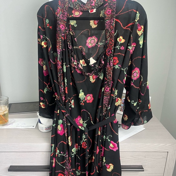 Night PJ's for your partner! Worn once or twice. - Picture 2 of 2